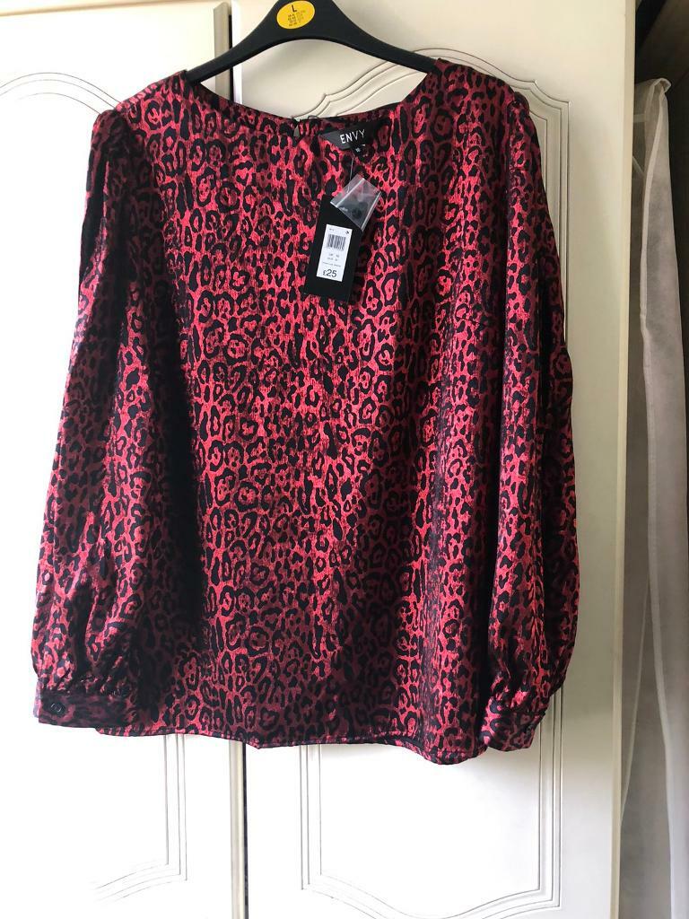 h and m red leopard print dress